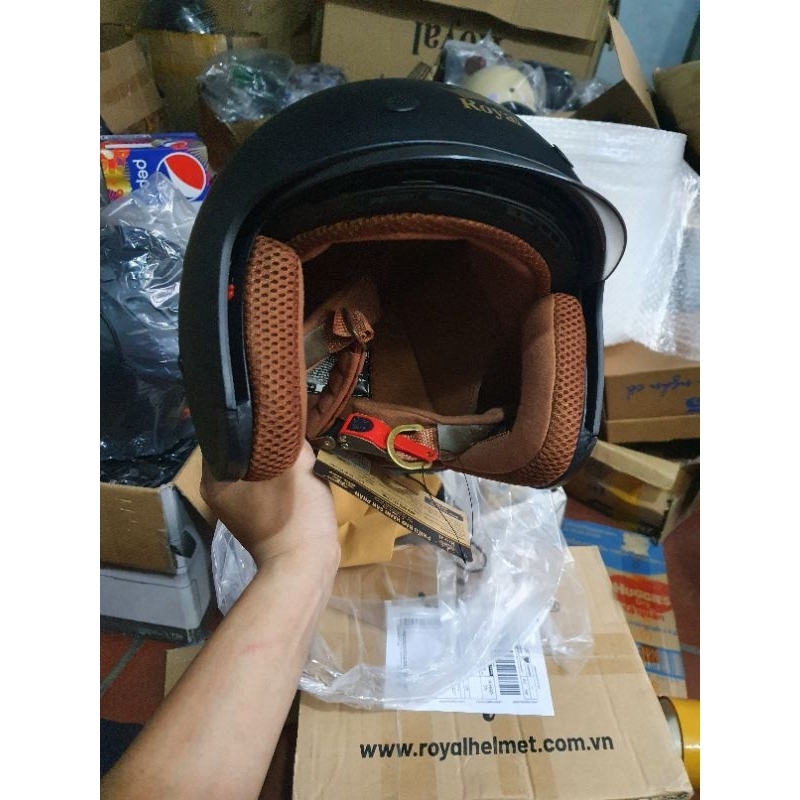 Mũ bảo hiểm kính âm Royal M139 đen - Nón bảo hiểm 3/4 dấu kính bảo hành 12 tháng kèm phiếu BH