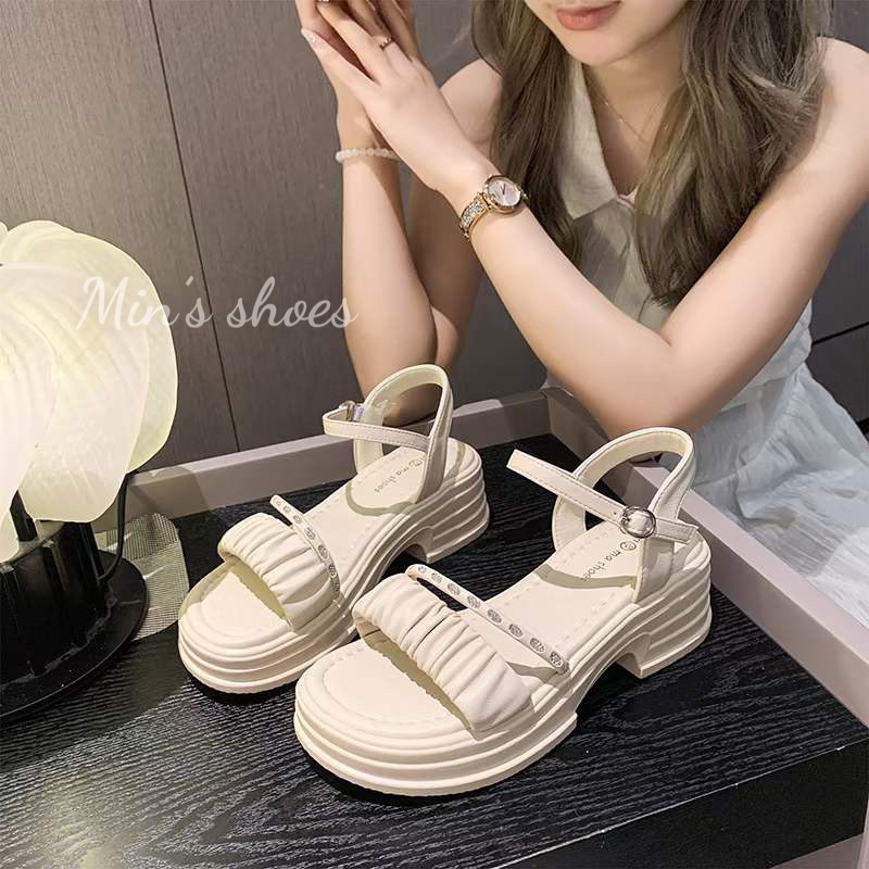 Min's Shoes - S561 Dép Sandal Da Mềm Cao Cấp Form Rộng Nên Đi Lùi Size