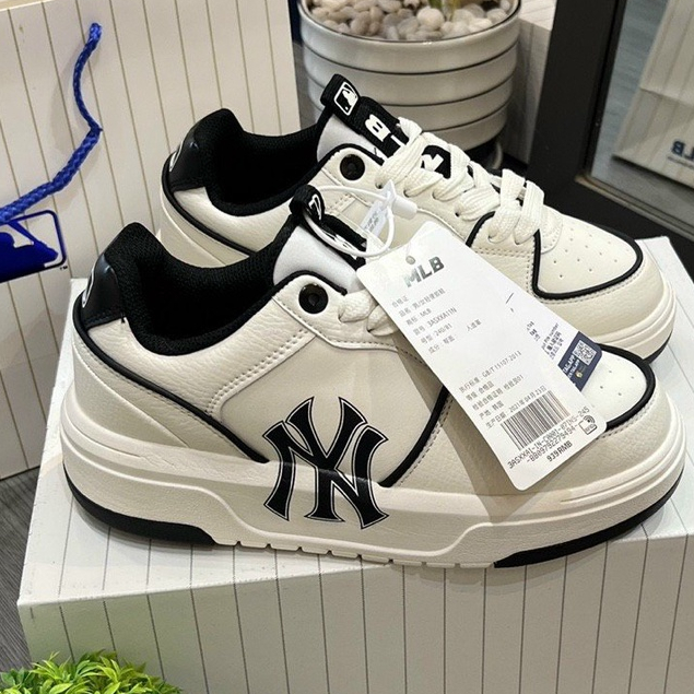 Giày Thể Thao MLB Chunky Liner New York Đen Trắng in chữ NY đen bản dán , giày LINER NY Đen trắng 2023 SC