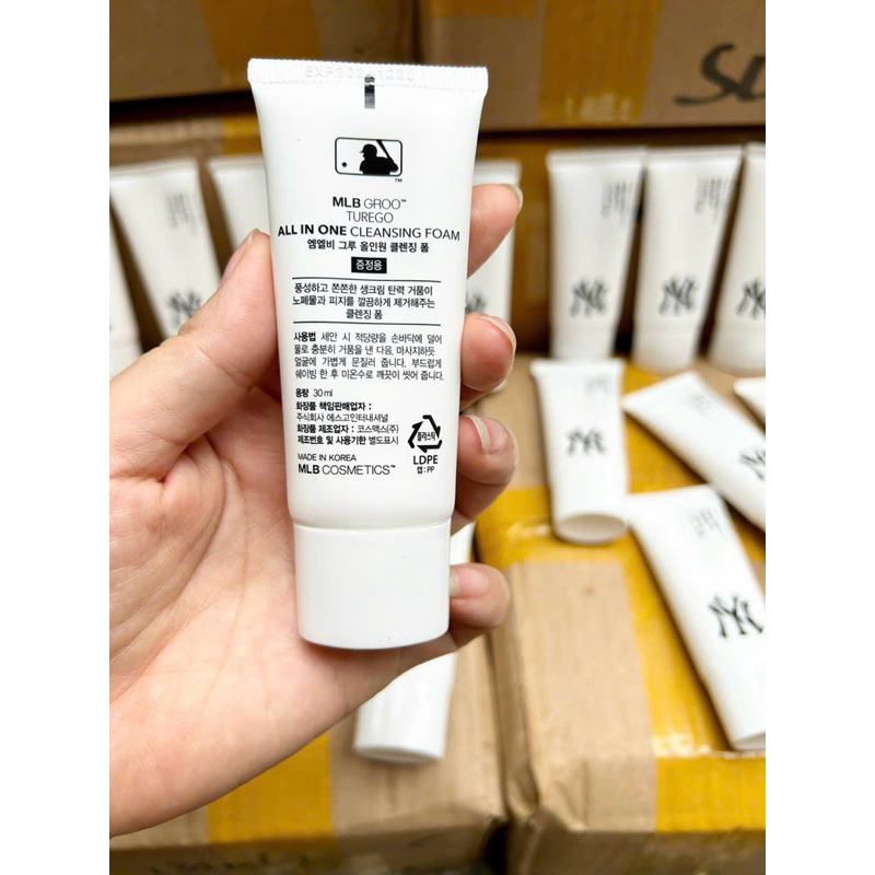 Sữa rửa mặt Hàn Quốc tái tạo da 30g