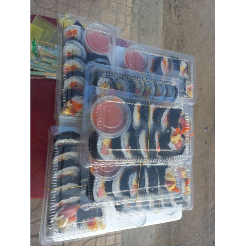 hộp pet h50 đựng cơm cuộn