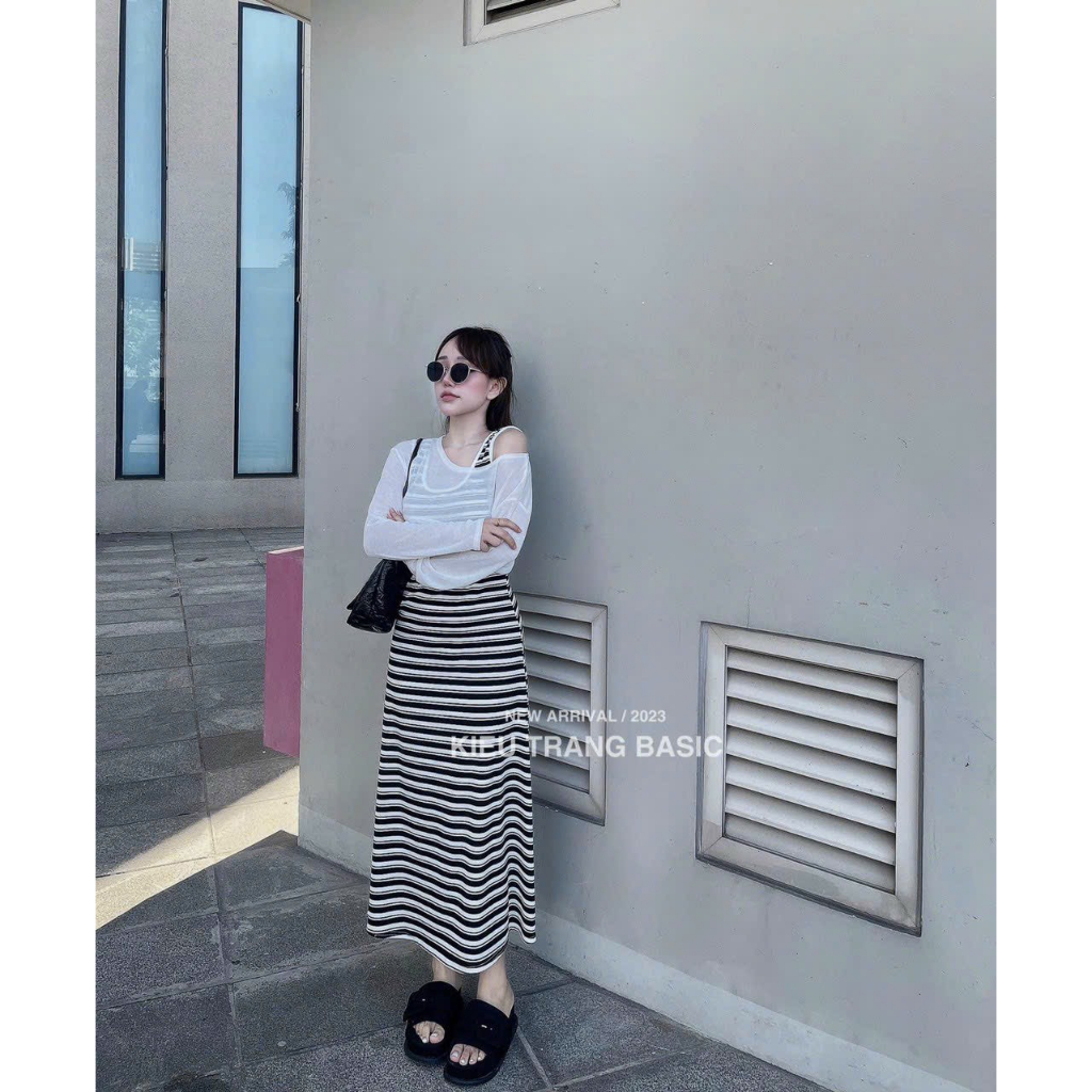 Set Váy Thời Trang Nữ, Đầm Midi Dáng Xòe 2S Dây Kẻ Sọc Kèm Áo Khoác Lưới Crt Siêu Xinh Với 2 Tone Màu Trẻ Trung Tươi Tắn