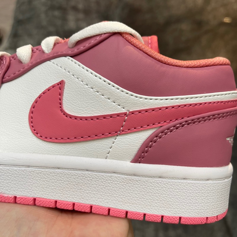 Giày Jordan 1 Low Desert Bery Màu Hồng Dễ Thương