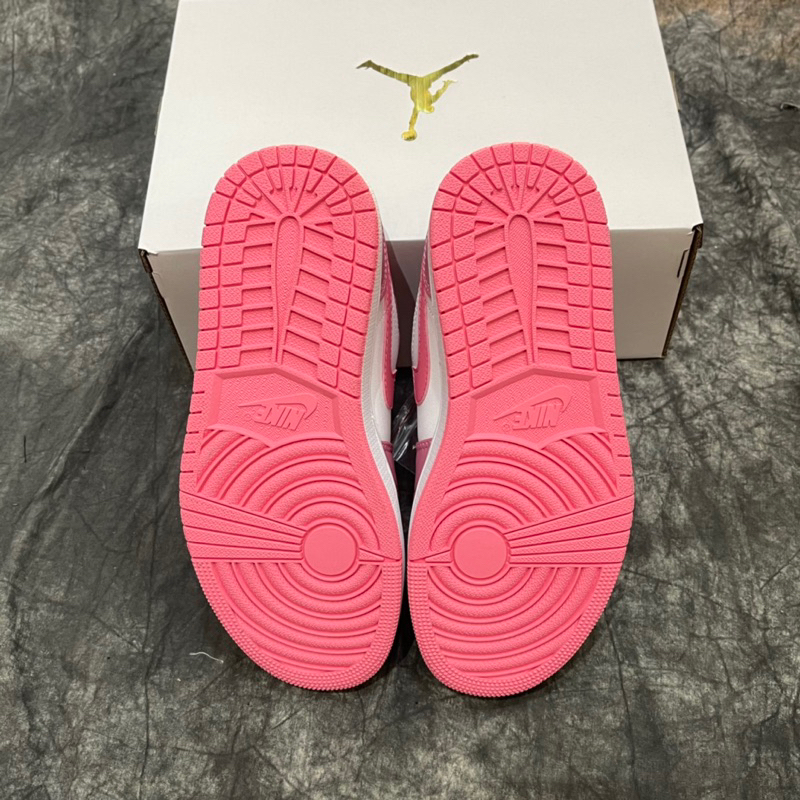 Giày Jordan 1 Low Desert Bery Màu Hồng Dễ Thương