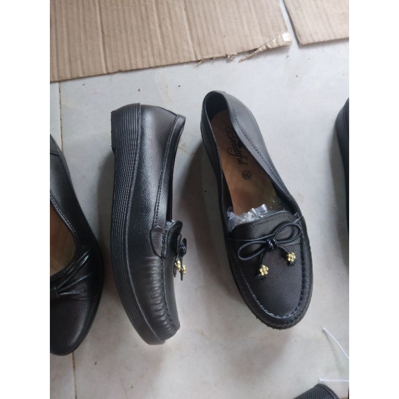 Giầy và dép quai hậu nhựa dẻo