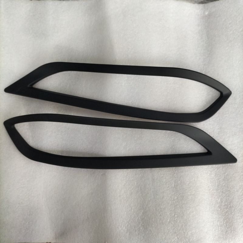 ỐP VIỀN ĐÈN GẦM TRƯỚC VÀ SAU VIOS 2019- 2020