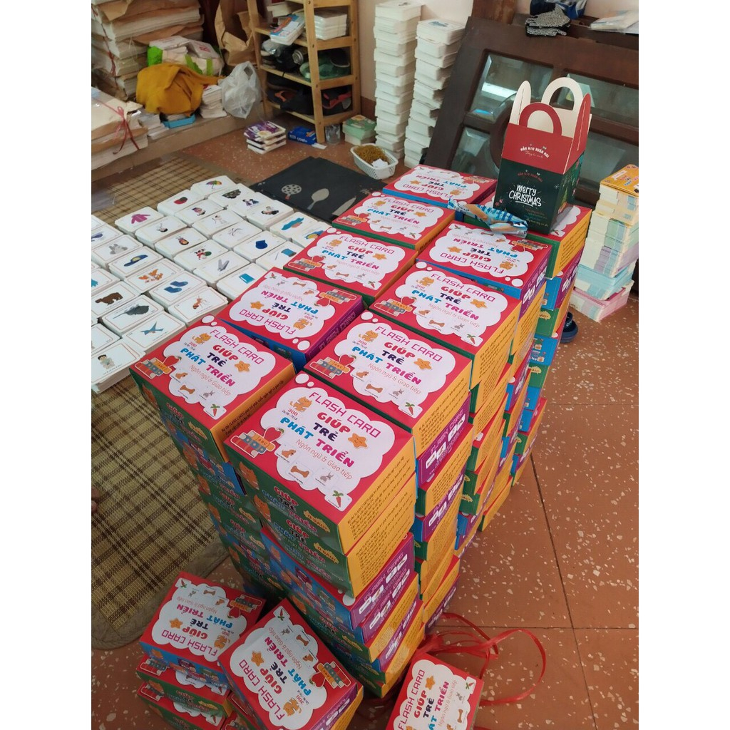 Bộ Thẻ Học Cỡ To Giúp Trẻ Phát Triển Tư Duy, Ngôn Ngữ Và Giao Tiếp Trọn Bộ 300 Câu Hỏi Và Trả Lời
