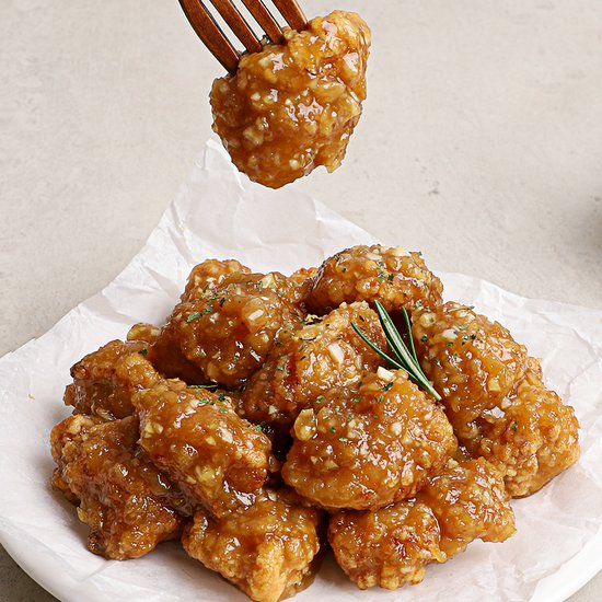 Nước tương tỏi Chungwoo 1.05kg