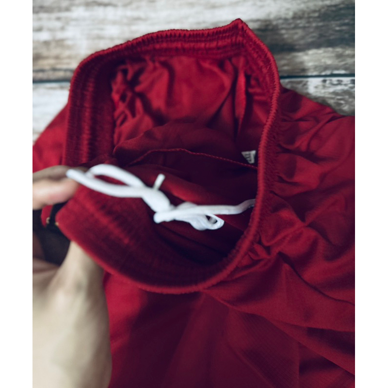 Quần đùi bóng đá thể thao vải thái clb Liverpool màu đỏ 2023