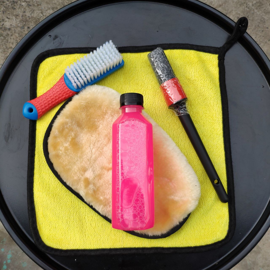 Nước Rửa xe có chạm Prayking Super Wash 300ml