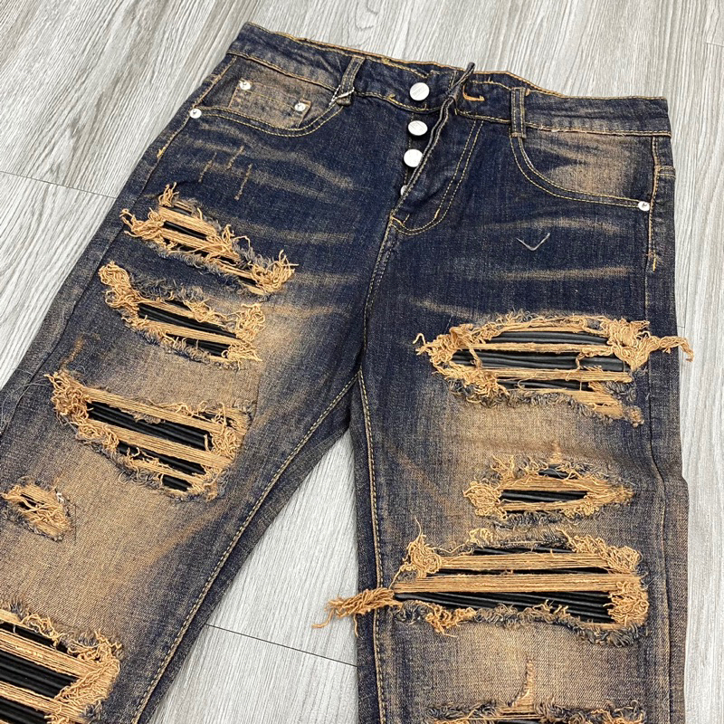 Quần Jean Nam Amiri Boy Phố Rách Tua Nâu Đất 4 cúc like au,quần bò Amiri vá da nhăn cứng 4 khuy hot | BigBuy360 - bigbuy360.vn