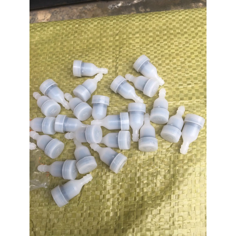 Núm thông khí máy cắt cỏ