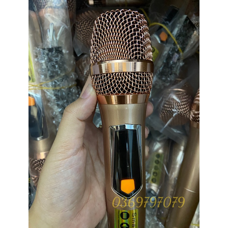 BỘ 2 TAY MICRO LOA KÉO KHÔNG DÂY M1 KÈM BO MẠCH MIC- CAM KẾT SẢN PHẨM CHẤT LƯỢNG