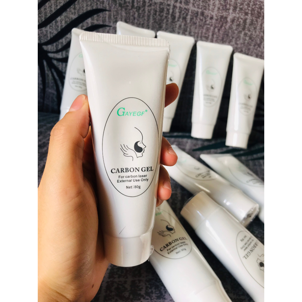 Gel carbon dùng máy bắn laser trẻ hóa da