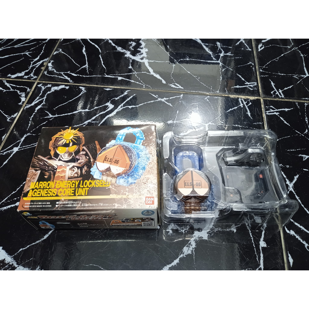 MÔ HÌNH CHÍNH HÃNG DX MARRON ENERGY LOCK SEED & GENESIS CORE UNIT SET 2ND