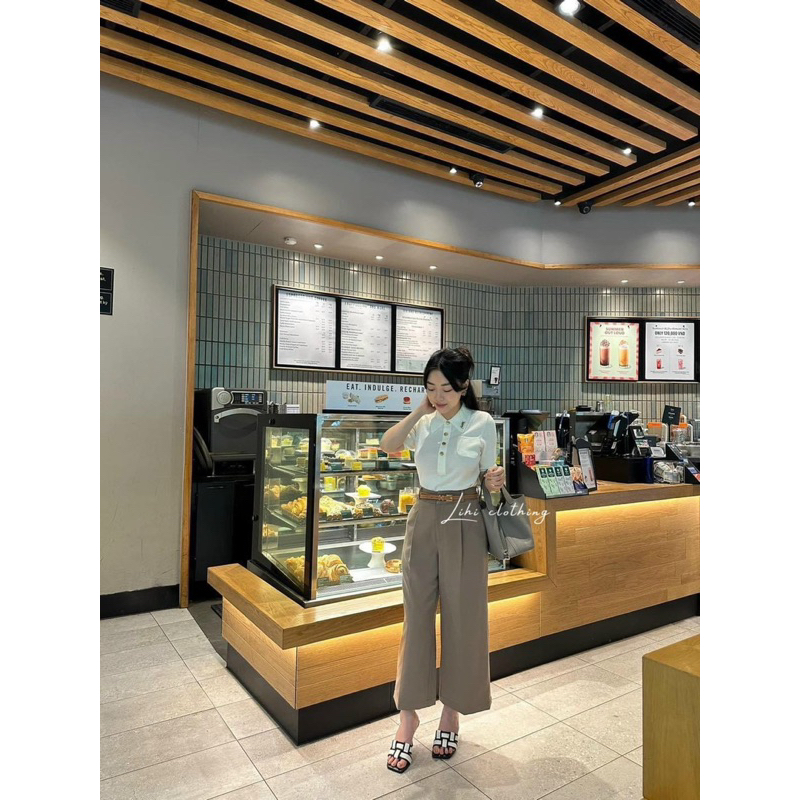 Áo len nút tay ngắn phối túi ngực