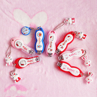 Bấm móng tay hình Hello Kitty