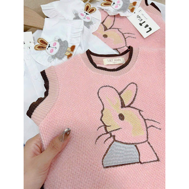 Bộ bé gái,Sét áo gile, sơ mi thỏ hồng quần bò loe cho bé 10 đến 30kg B0220
