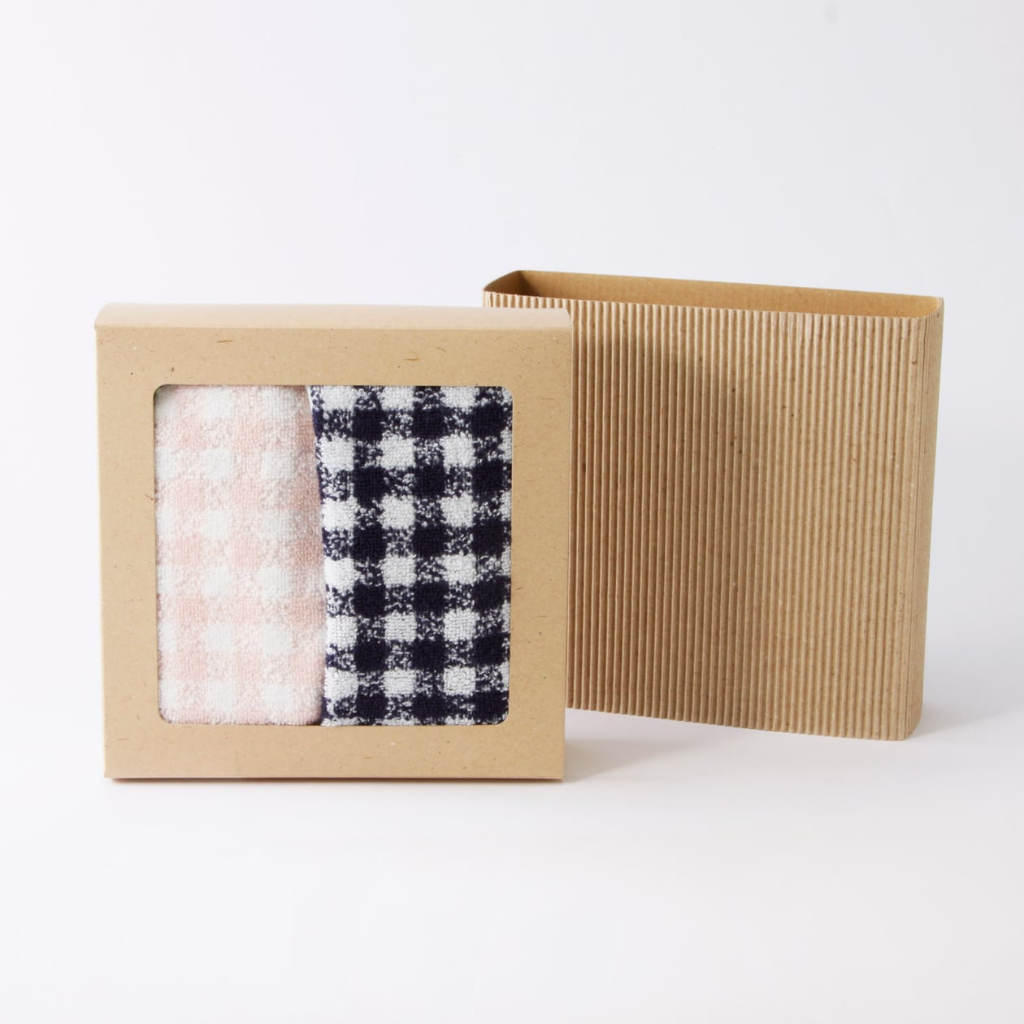 MUJI HỘP QUÀ VUÔNG １６０Ｘ１６０Ｘ５０ｍｍ