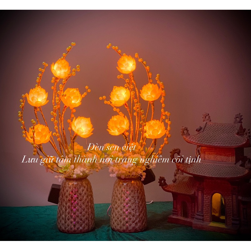 Đèn thờ hoa sen