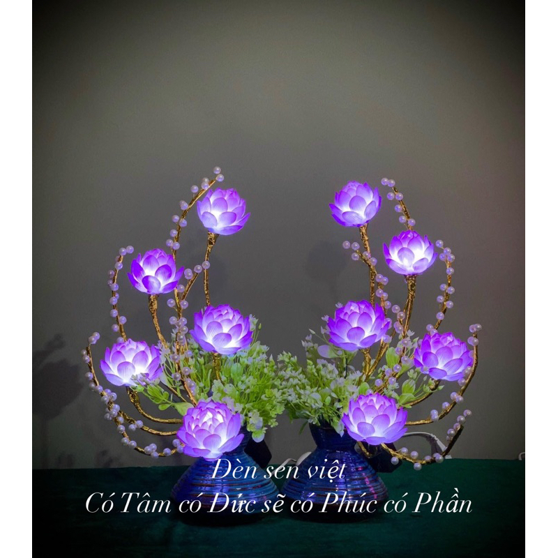 Đèn thờ hoa sen