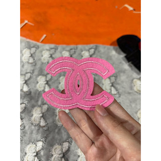 Patch vải ủi nhiệt hình thêu x cha..nell hồng