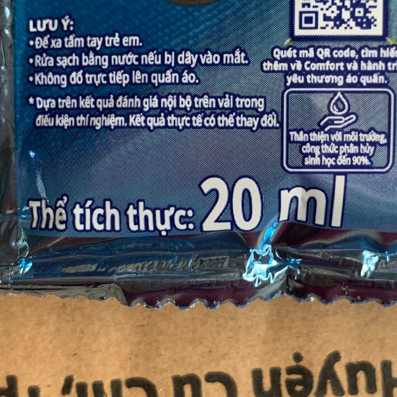 Dây 10 gói nước xả vải Comfort hương Ban Mai 20ml