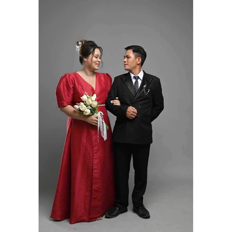 ĐẦM CÔ DÂU THIẾT KẾ - ĐẦM ĐI TIỆC TAFTA XẺ D0404