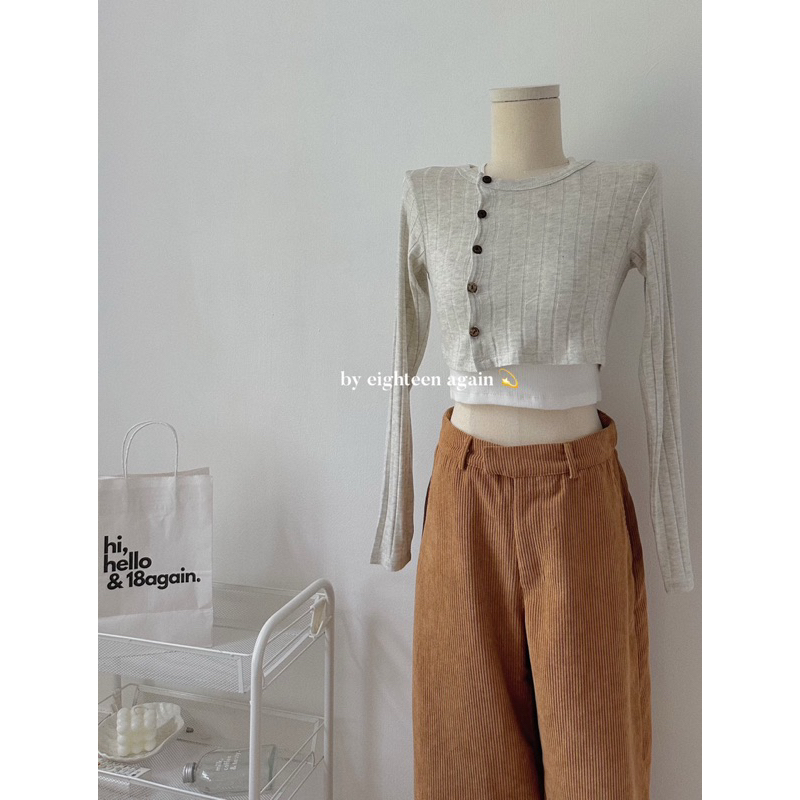 Áo cardigan croptop Joan 18made ✿ 𝐁𝐲 𝐄𝐢𝐠𝐡𝐭𝐞𝐞𝐧 𝐀𝐠𝐚𝐢𝐧