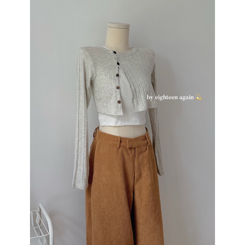 Áo cardigan croptop Joan 18made ✿ 𝐁𝐲 𝐄𝐢𝐠𝐡𝐭𝐞𝐞𝐧 𝐀𝐠𝐚𝐢𝐧