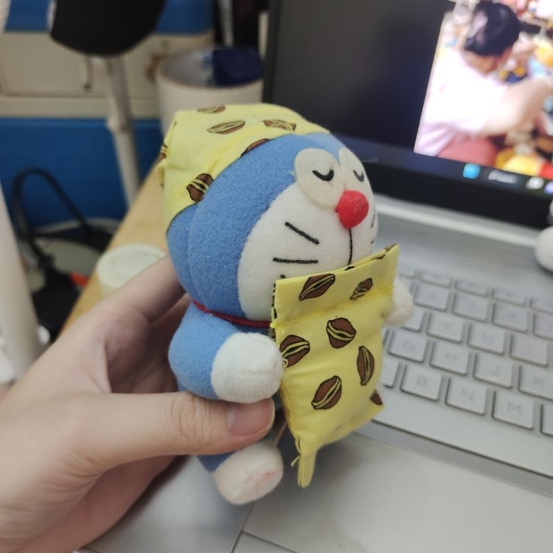 Doraemon ngủ