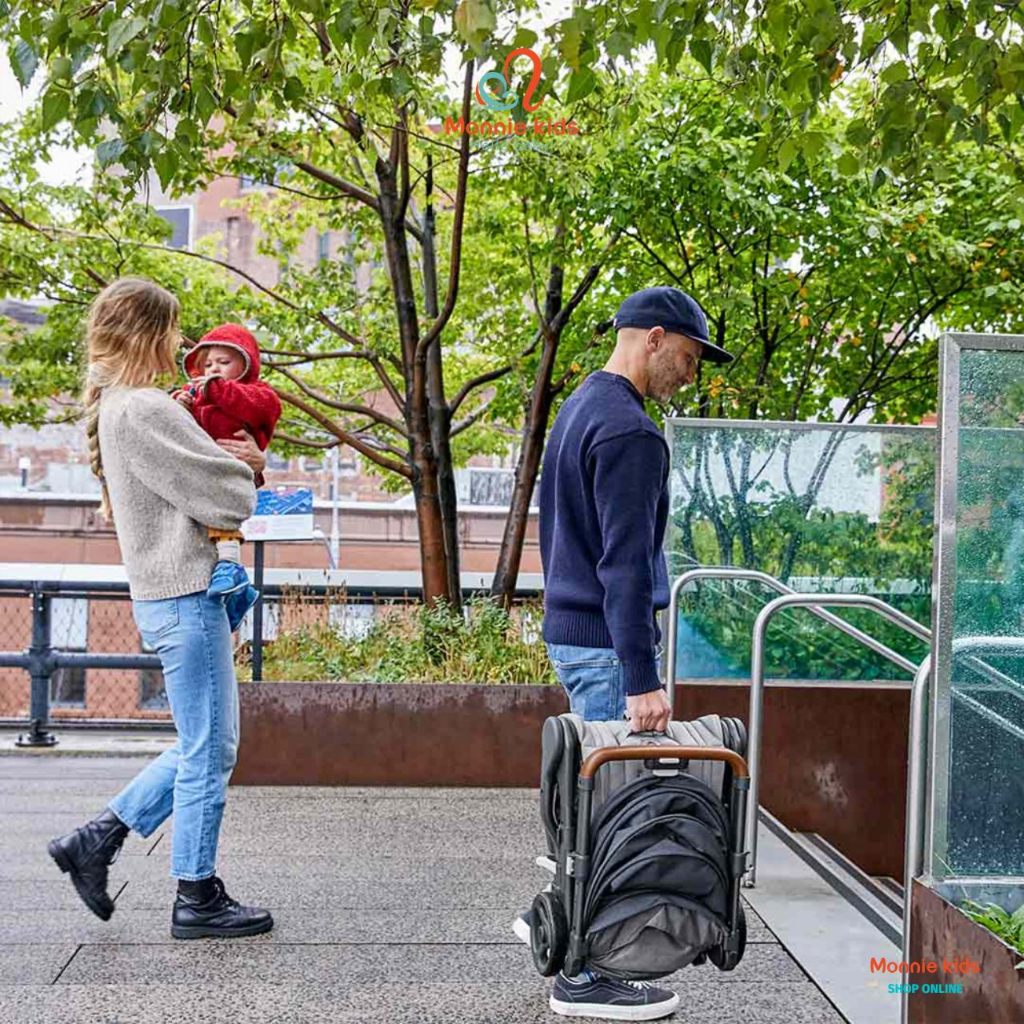 Xe đẩy gấp gọn Ergobaby Metro+ Deluxe cho bé, xe đẩy du lịch đa năng siêu nhẹ - Monnie Kids