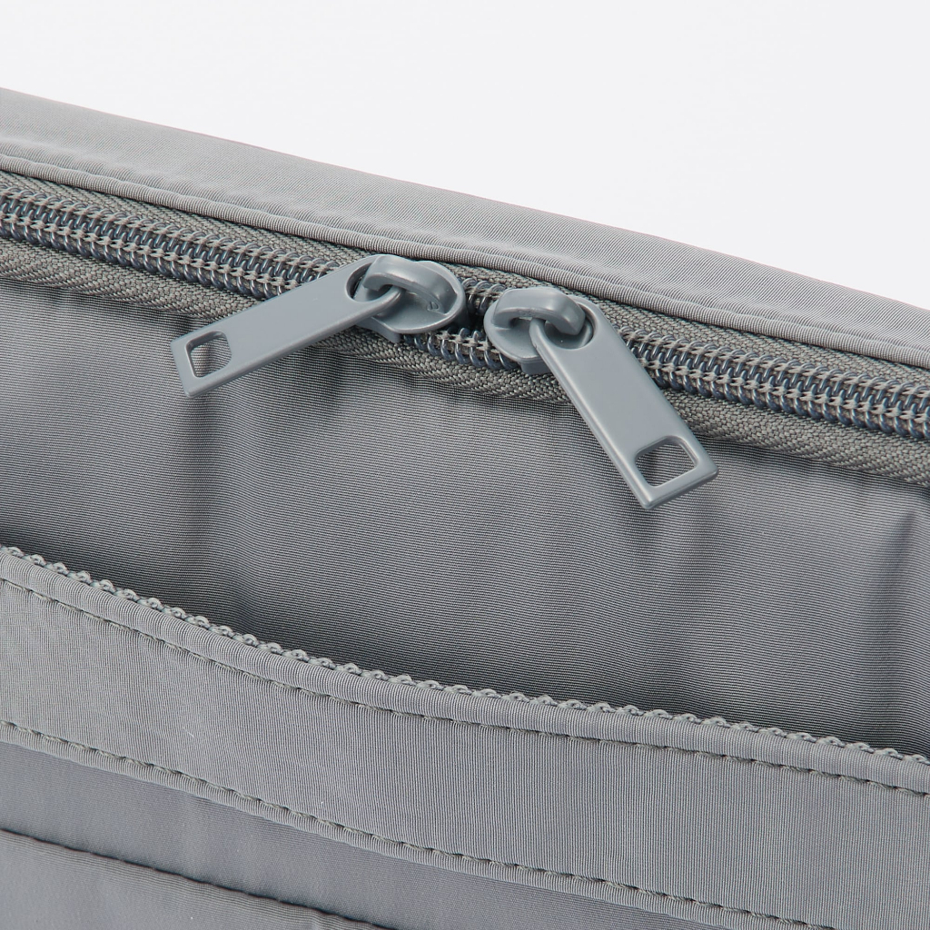 MUJI CẶP ĐỰNG LAPTOP - XÁM A4