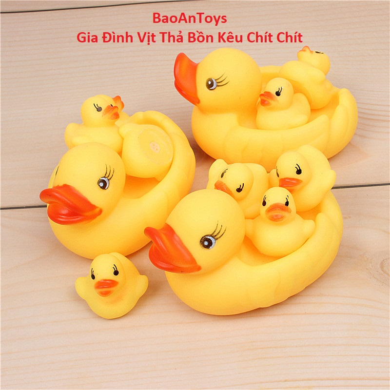 Gia Đình Vịt Mẹ Và 3 Vịt Con Cao Su Có Âm Thanh Dành Cho Bé Thả Bồn Bóp Kêu Chíp Chíp