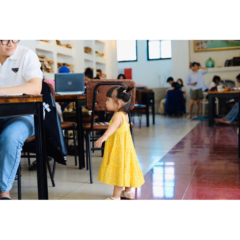 *Tiệm nhà Mì* Váy 2 dây bé gái dáng xòe họa tiết chấm bi siêu xinh chất vải xô Muslin mềm mát