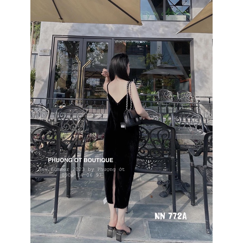 Váy nhung hai dây thêu hoa sen