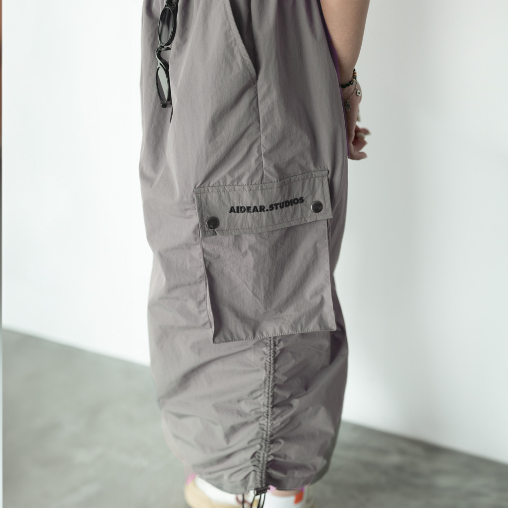 Váy Ngắn Vải Dù Nhăn Túi Hộp Oversized Unisex - AIDEAR.STUDIOS