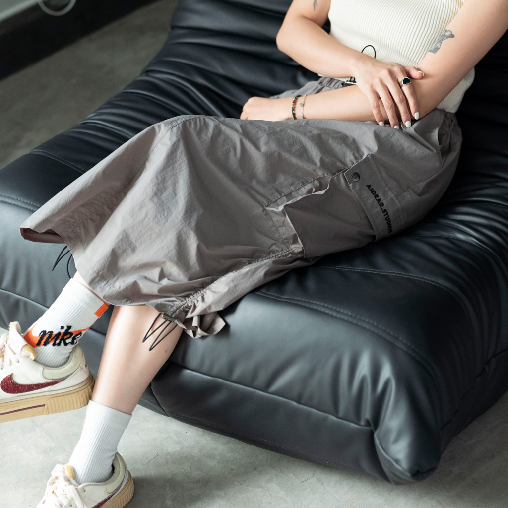 Váy Ngắn Vải Dù Nhăn Túi Hộp Oversized Unisex - AIDEAR.STUDIOS