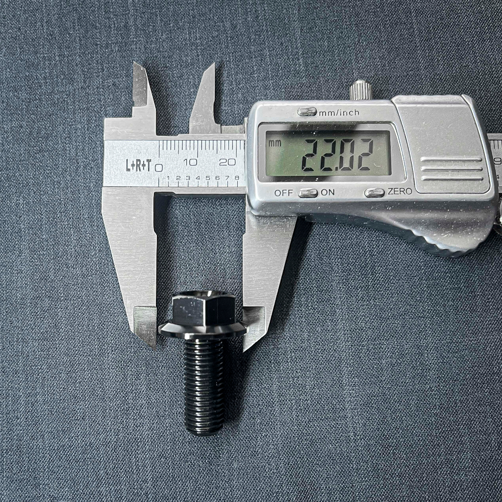 Ốc heo dầu | Ốc pát heo 10li | Titan đen 10li25 | m10 x 25 | 10li 25 | Titan đen 10li gắn pát heo yamaha honda suzuki