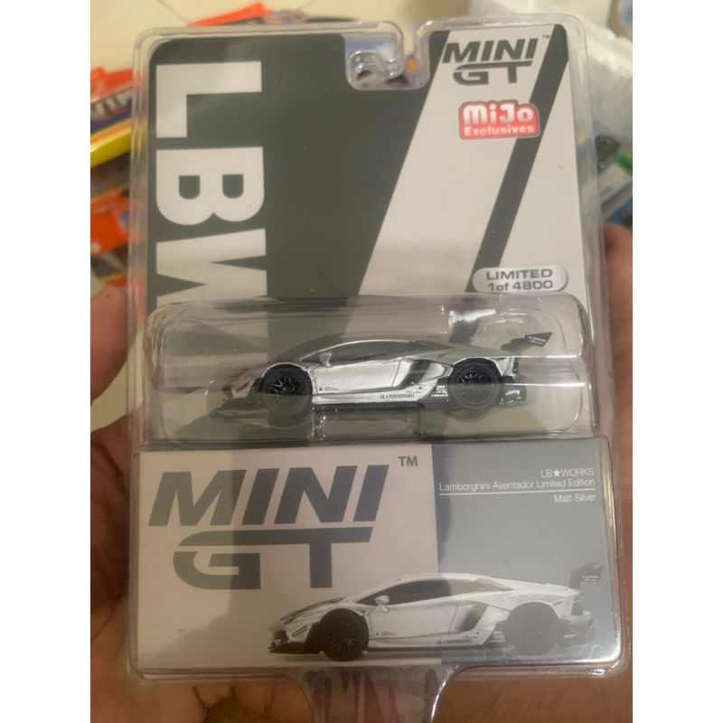 Mohinhxeps_1/64_Lamboghini minigt aventador sliver full card mỹ