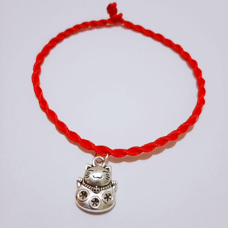 Vòng tay chỉ đỏ may mắn mặt mèo thần tài