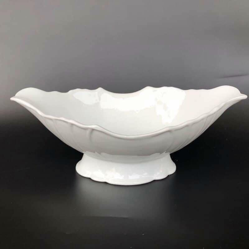 Bát thuyền đựng gà