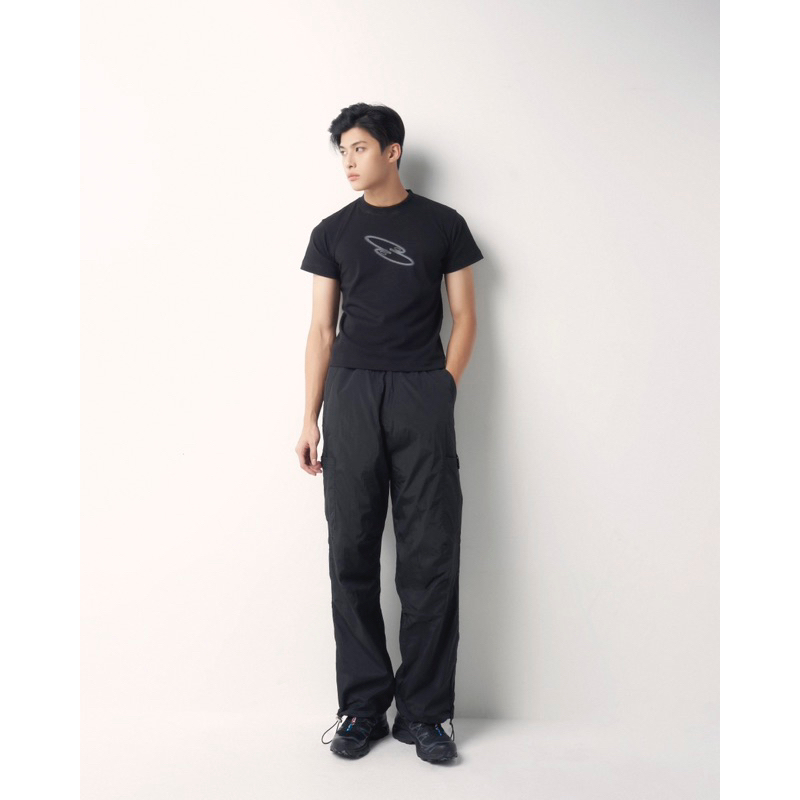 Quần Soap Parachute Pants màu đen