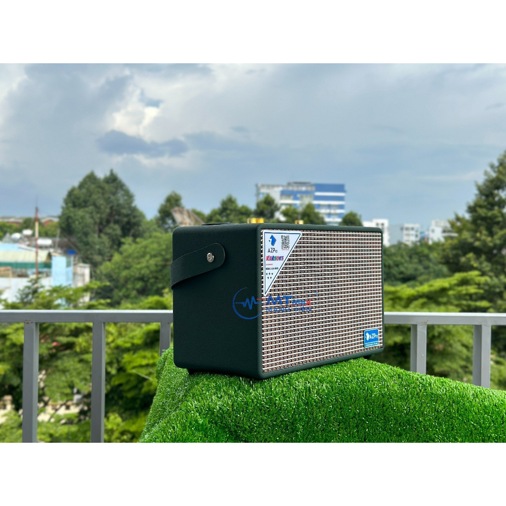 Loa Xách Tay AZPro SG06 - Đỉnh Cao Âm Thanh Cao Cấp Giá Rẻ, Tặng Kèm 2 Micro Không Dây và Chống Lăn.