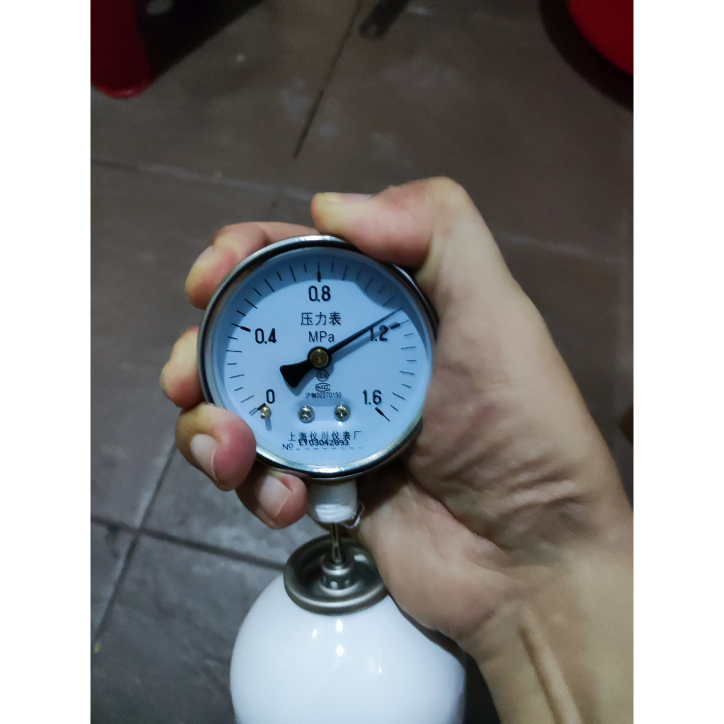 Bình khí lạnh Green gas tiết kiệm 400gr 11-12kg/cm2 có vòi, có silicon
