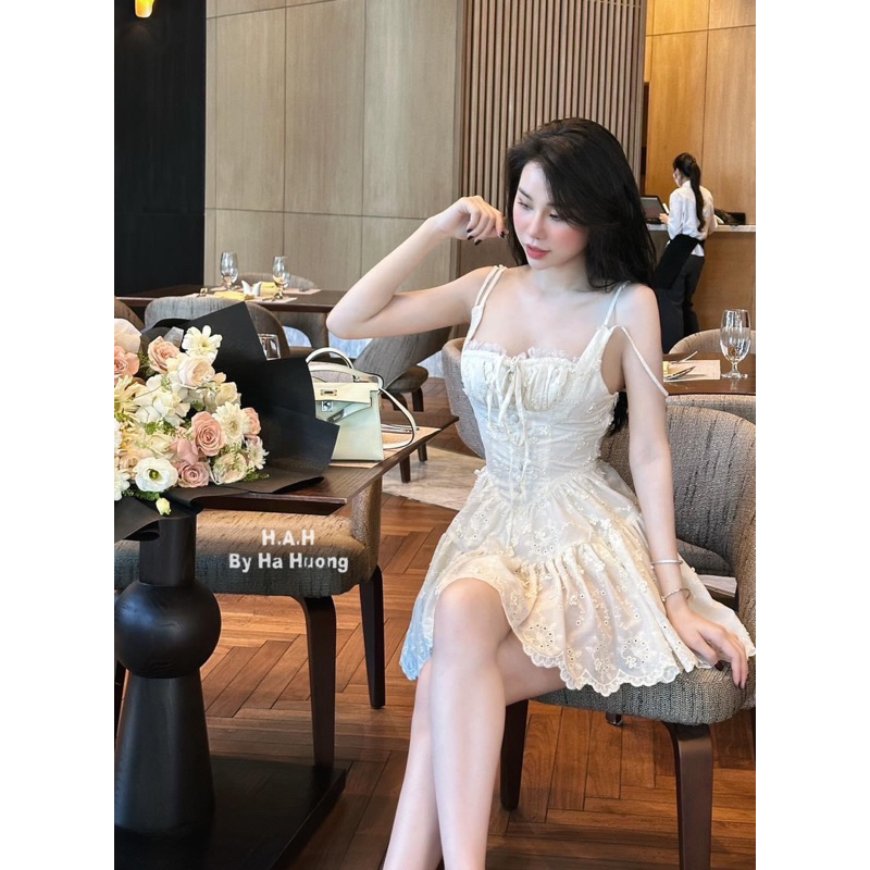 Đầm váy nữ hai dây cộ nơ form ngắn xòe xếp li chất liệu ren phong cách hàn quốc siêu dễ thương