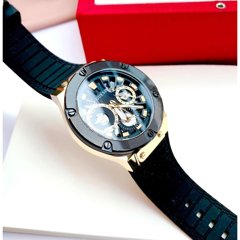 Đồng Hồ Nam Guess Dây Silicone Case 44mm Chống Nước 50m