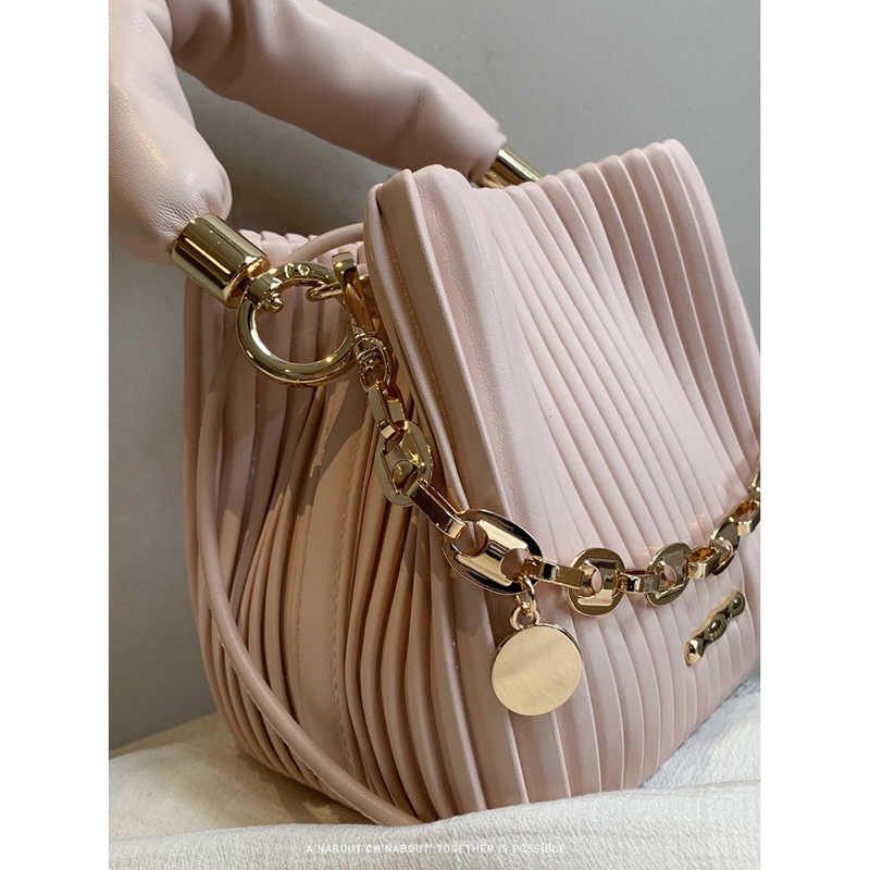 Túi bucket 𝐂𝐡𝐢𝐨'𝟐𝐧𝐝 hai màu siêu xinh