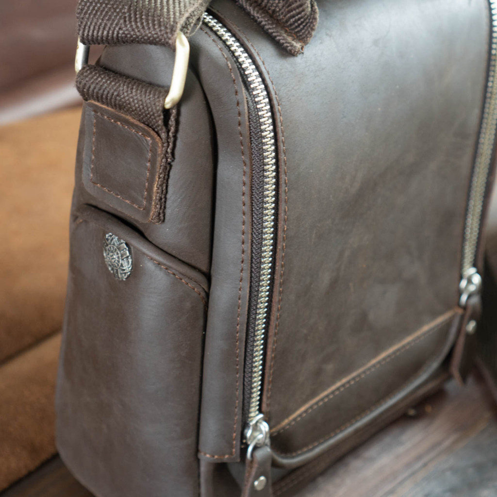 Túi đeo chéo da bò máy ảnh cổ điển - Messenger Pic manuk leather - Da bò sáp crazy horse cao cấp