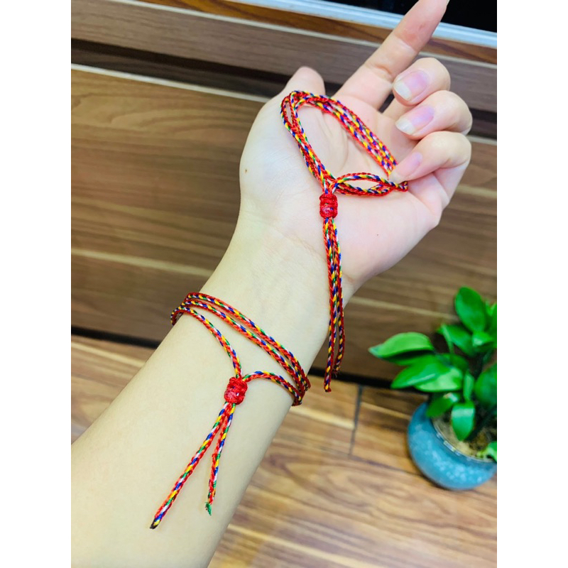 Vòng tay chỉ ngũ sắc Tây tạng